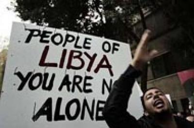 Ливийский лидер Муаммар Каддафи – один из тех, кто не может избавиться от болезненного заблуждения, что он должен править своим народом даже вопреки его воле