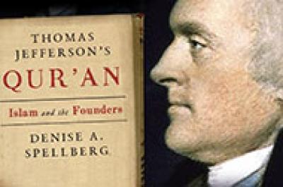 Коран Джефферсона до сих пор хранится в Библиотеке Конгресса, служа символом многогранных отношений этого человека и ранней Америки с исламом и его последователями