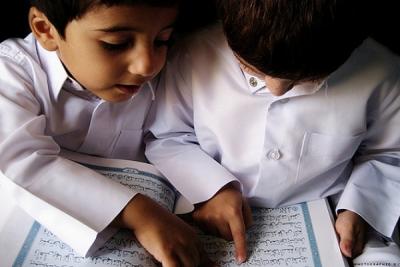 Дети — большое благо от Аллаха. Их наличие и праведное воспитание — основа крепкого семейного рода