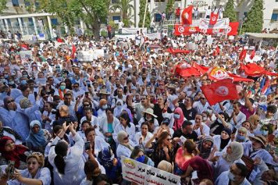 В Тунисе опять неспокойно