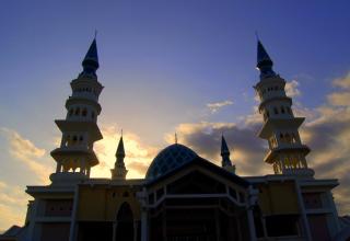Великая мечеть в Селонге, Ломбок, Индонезия