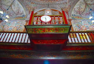 Балкон в мечети Эфем-бей, Тирана