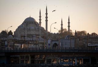 Стамбул. Мечеть Сулейманийе и пустующие улицы