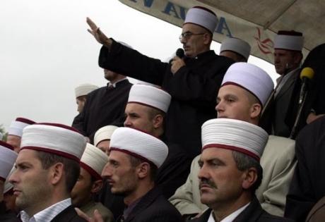 Сербская армия создает условия для мусульманских солдат