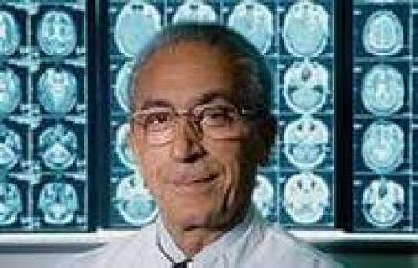 Иранский невролог удостоен медали Лейбница