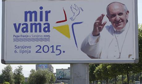 Папа надеется преодолеть религиозные разногласия в послевоенной Боснии