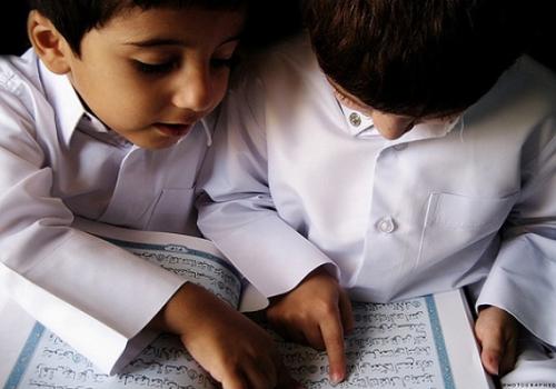 Дети — большое благо от Аллаха. Их наличие и праведное воспитание — основа крепкого семейного рода