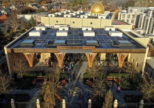Первая в Европе экологичная мечеть ― Центральная мечеть в городе Кембридж, Великобритания