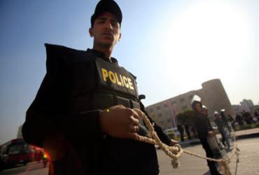 Почему в Каире закрываются посольства западных стран?