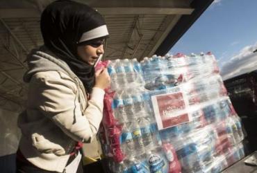 Мусульмане срочно организовали помощь городу, страдающему от загрязнения воды