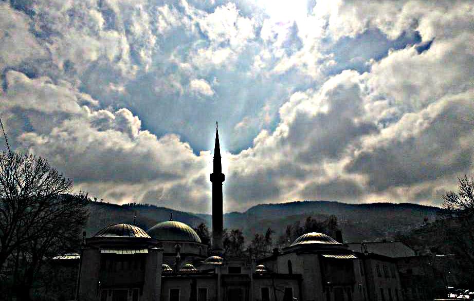 Мечеть Гази Хусрев-бея, школа, библиотека