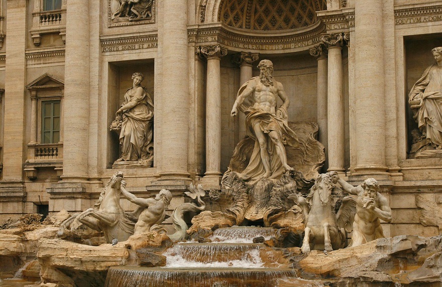Рим это не только столица Италии, но и великолепное место для того, чтобы отведать кухню халяль, ознакомиться с древними памятниками, прогуляться по знаменитым площадям и сделать многое другое.