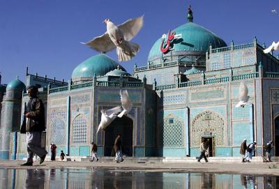 Непреходящая красота афганской Голубой мечети