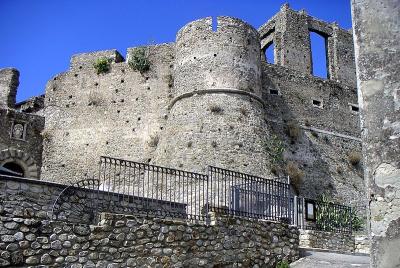 Замок, построенный норманнами на Сицилии