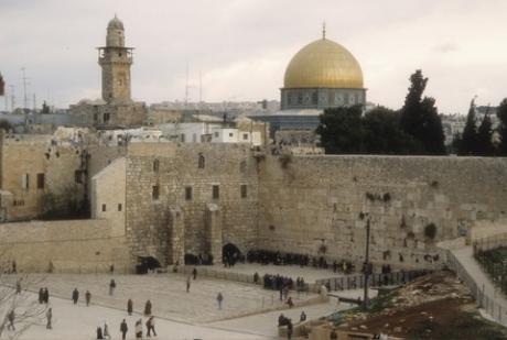 Израильское министерство собирается позволить иудеям молиться в аль-Аксе
