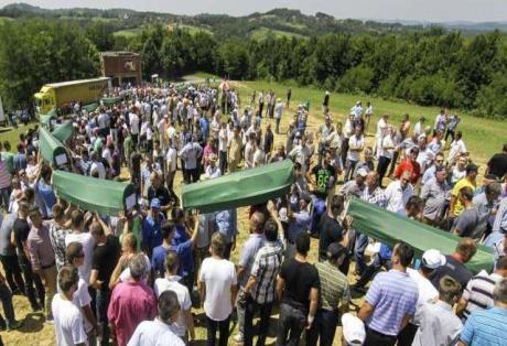 Боснийская полиция арестовала 13 сербов, подозреваемых в военных преступлениях