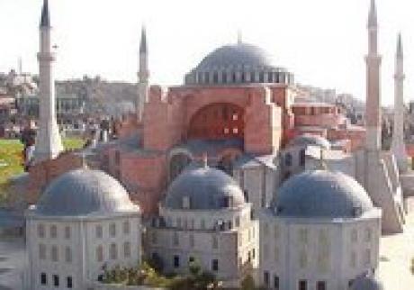 Турецкая оппозиция предлагает из музея Айя-София снова сделать мечеть