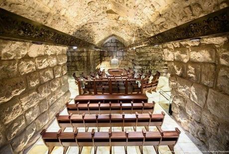 У западной стены аль-Аксы появилась синагога