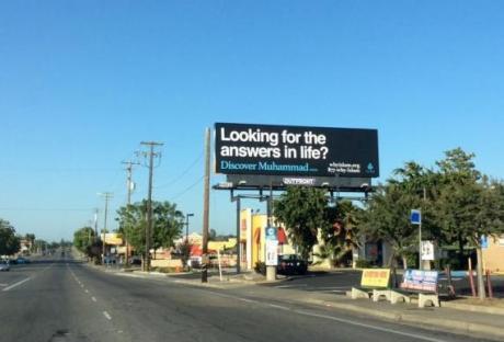 В США появились билборды, приглашающие узнать об Исламе