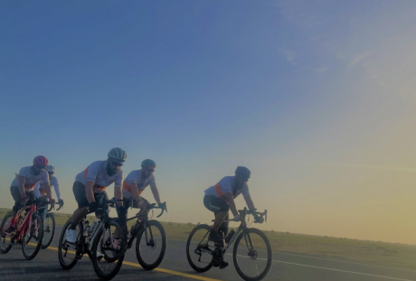 Группа велосипедистов из Великобритании отправилась в путь длиной 550 километров 