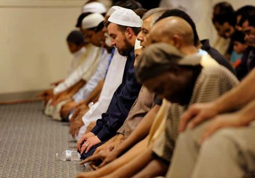 Как новым мусульманам найти свое место в мечети