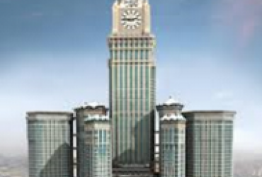 Башня с часами в Мекке признана вторым из самых высоких зданий мира