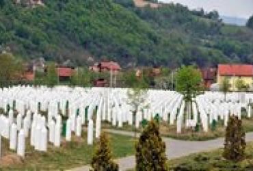 Религиозные группы провели совместную молитву в Сребренице
