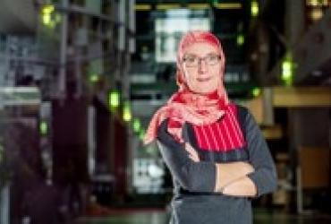 Немусульманка из Канады носит хиджаб в знак солидарности и восхищения