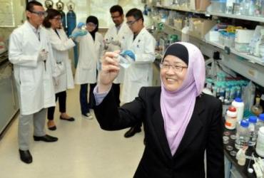 Профессор из Сингапура признана лучшим ученым среди мусульман