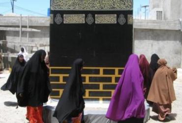 Сомалийские паломники уже тренируются совершать обряды хаджа