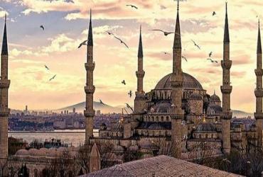Голубая мечеть в Стамбуле празднует 398-летие