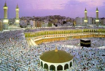 Молим Аллаха о том, чтобы Он объединил нас и всех мусульман словом таухида